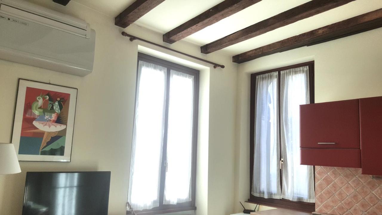 Appartamento Monolocale in centro a Verona Esterno foto