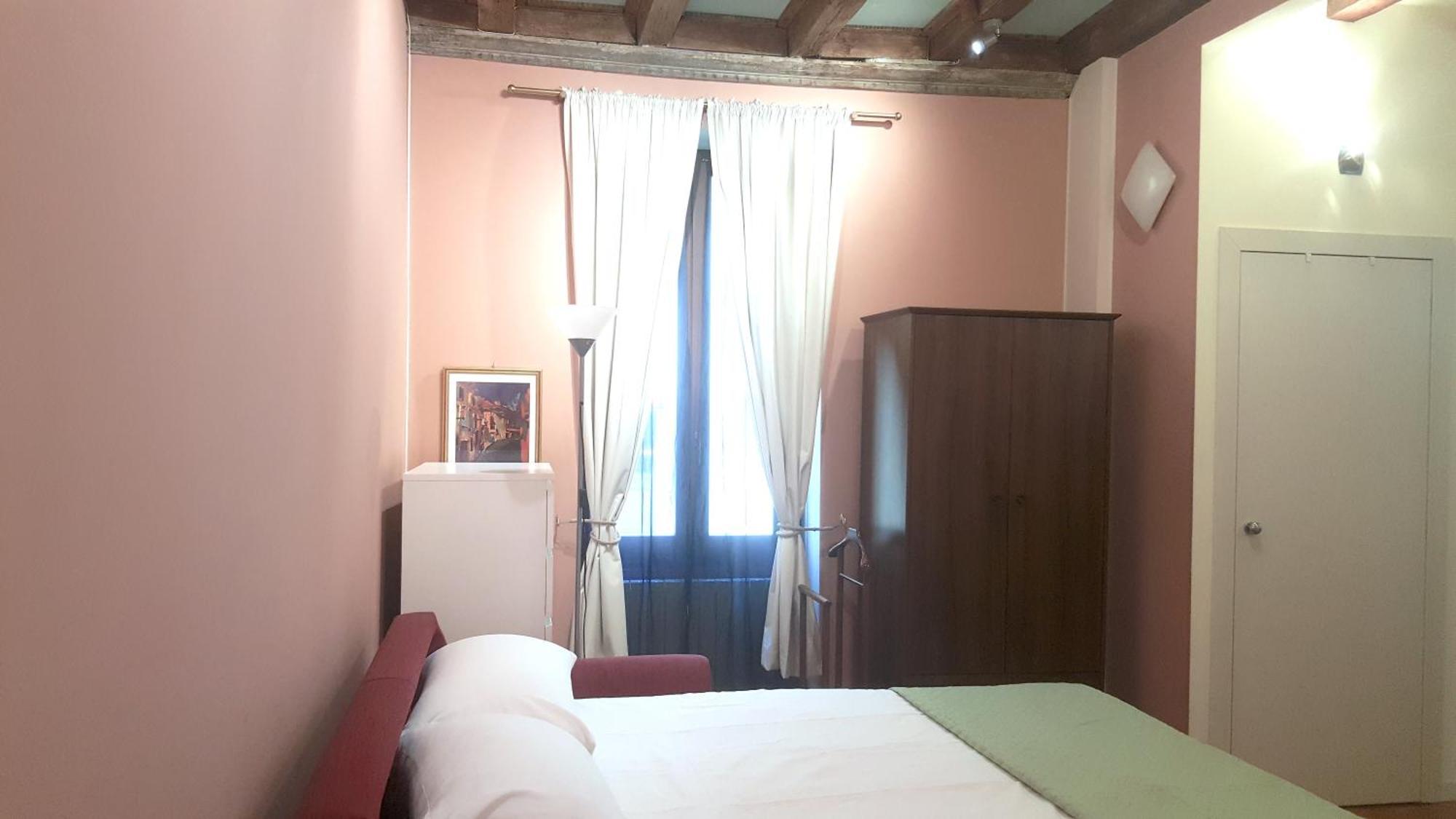 Appartamento Monolocale in centro a Verona Esterno foto